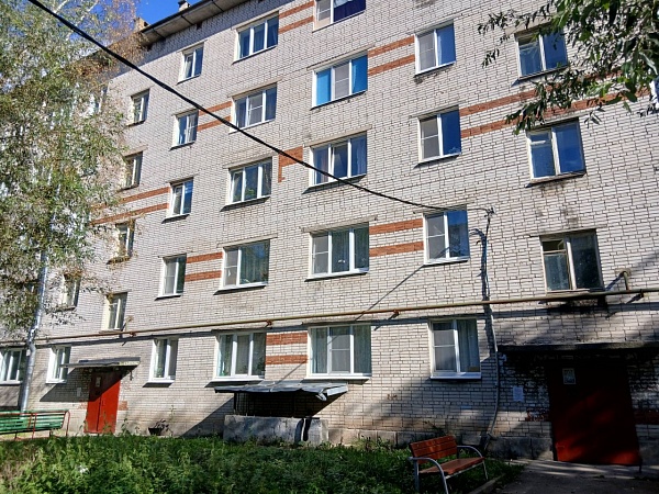 2 к.кв. в п. Н. Учхоз, пл. Усова д.3