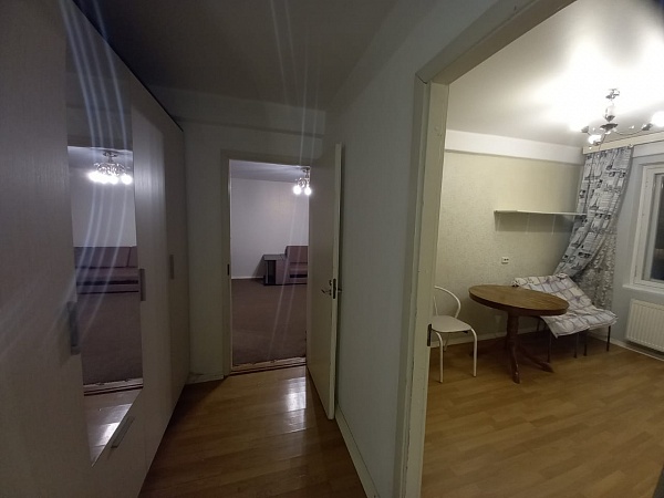 3 к.кв. на пр. Славы д.7 к.2