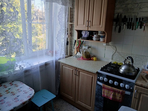 2 к.кв. в п. Н. Учхоз, пл. Усова д.3