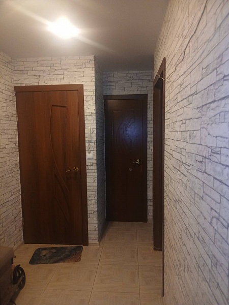 2 к.кв в п. Войсковицы, пл. Манина д.1