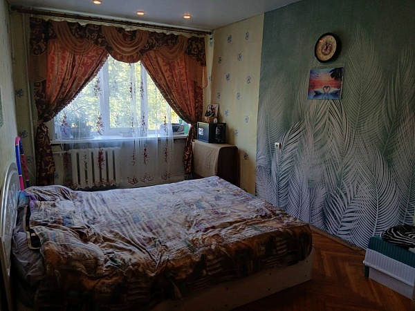 2 к.кв. в п. Н. Учхоз, пл. Усова д.3