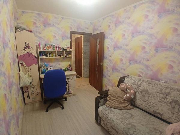 2 к.кв в п. Войсковицы, пл. Манина д.1