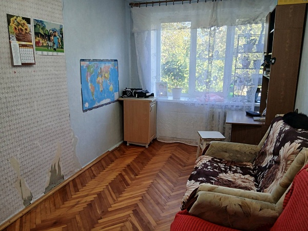 2 к.кв. в п. Н. Учхоз, пл. Усова д.3