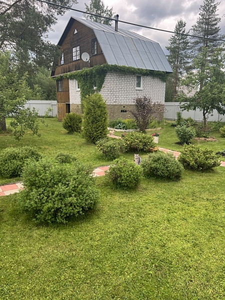 Дом в п. Кобрино СНТ Флора